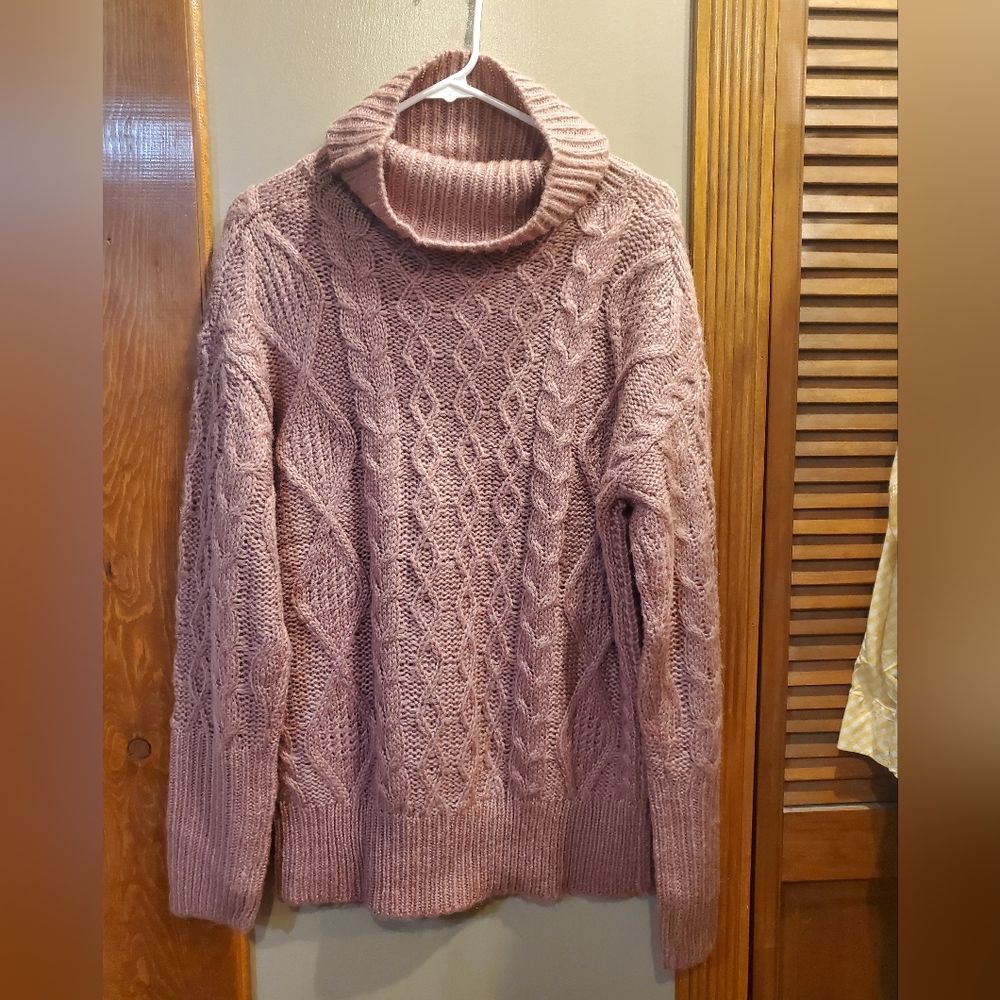 Boutique sweater NWOT